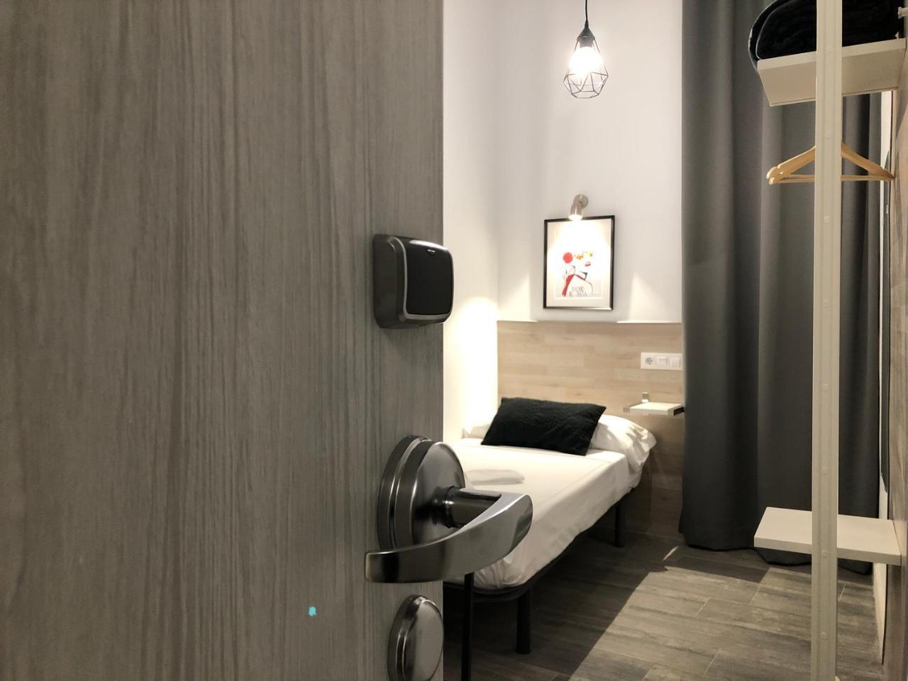 Hostal Rias Bajas Madrid Ngoại thất bức ảnh